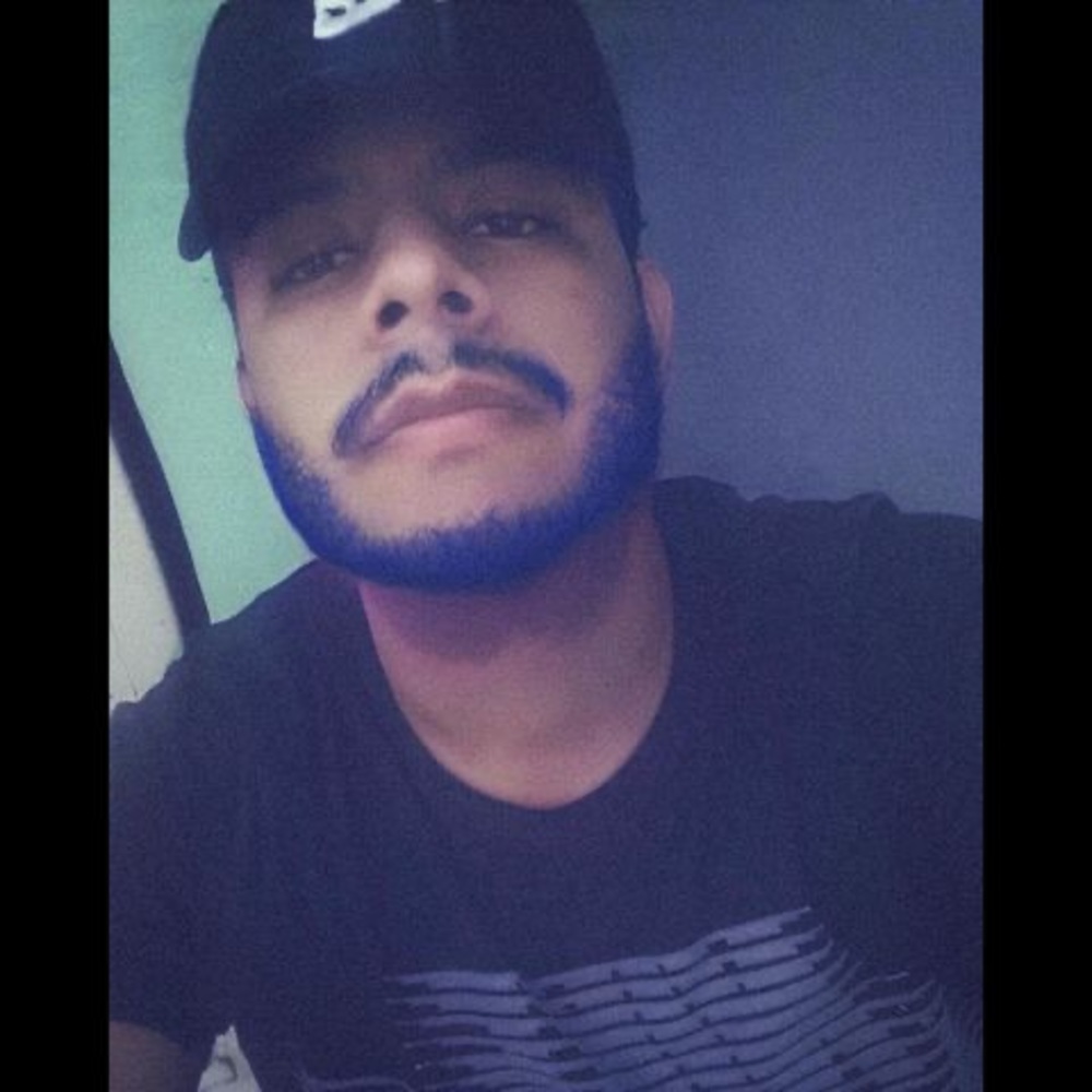 Meet your Posher, Ezequiel